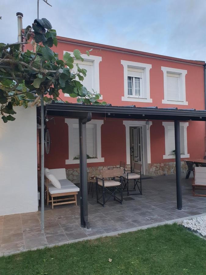 Vila Casa Flor Delfin Ribadeo Exteriér fotografie